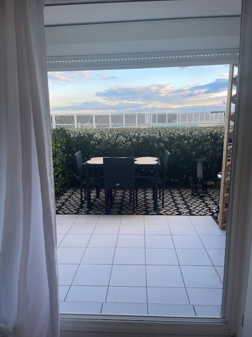 Appart Frontignan Sur La Plage, Piscine, Wifi, Tv, Netflix Eksteriør billede